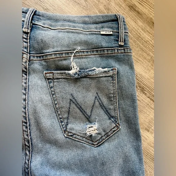 MOTHER High Waisted Looker Ankle Fray “Shoot to Thrill Destroyed” - Size 27 - Picture 8 of 9